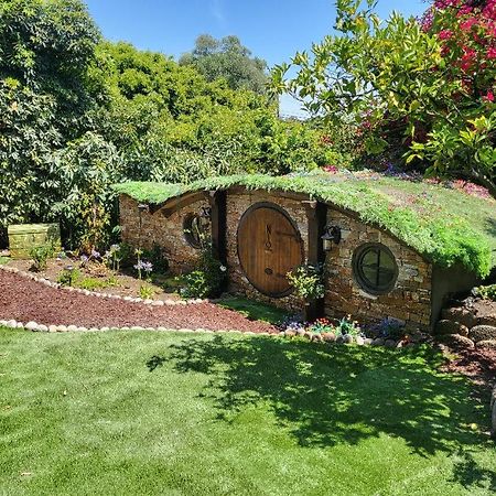 Hotel Hobbit Haven Mission Canyon Esterno foto