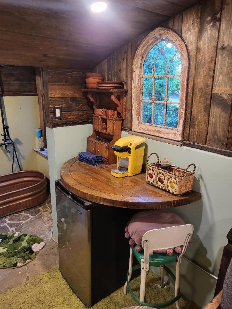 Hotel Hobbit Haven Mission Canyon Esterno foto